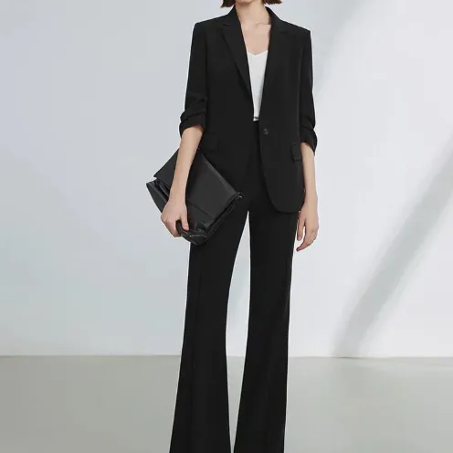 Trajes para mujeres