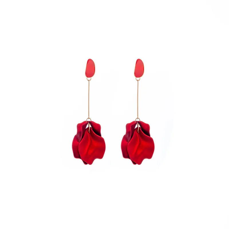 Retro European And American Style Red Petal Leaf Earrings display picture 5