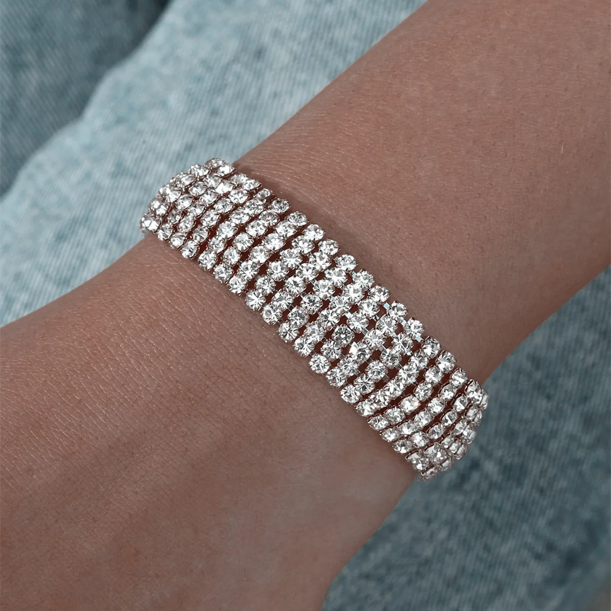 Wholesale Jewelry Rhinestone Buckle Copper Bracelet Nihaowholesale display picture 2