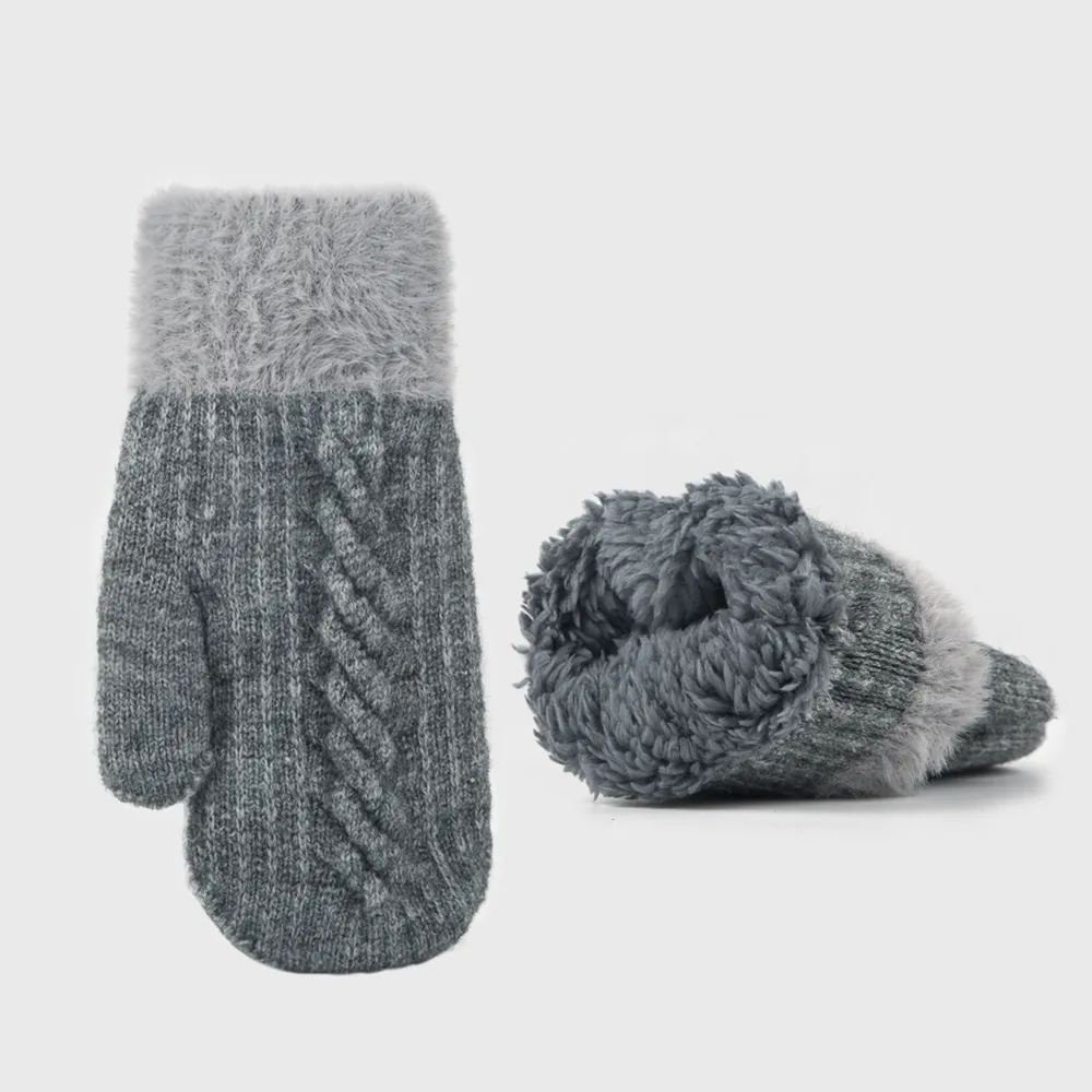 Unisex Fashion Color Block Knit Warm Plush Gloves 1 Pair display picture 2