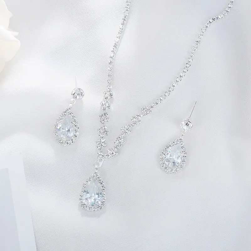 Evening Dinner Bridal Evening Dress Accessories Crystal Waterdrop Zircon Necklace Stud Earrings Set display picture 10