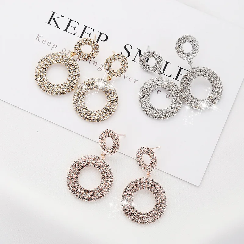 Geometric Temperament Claw Chain Rhinestone Hoop Earrings display picture 8