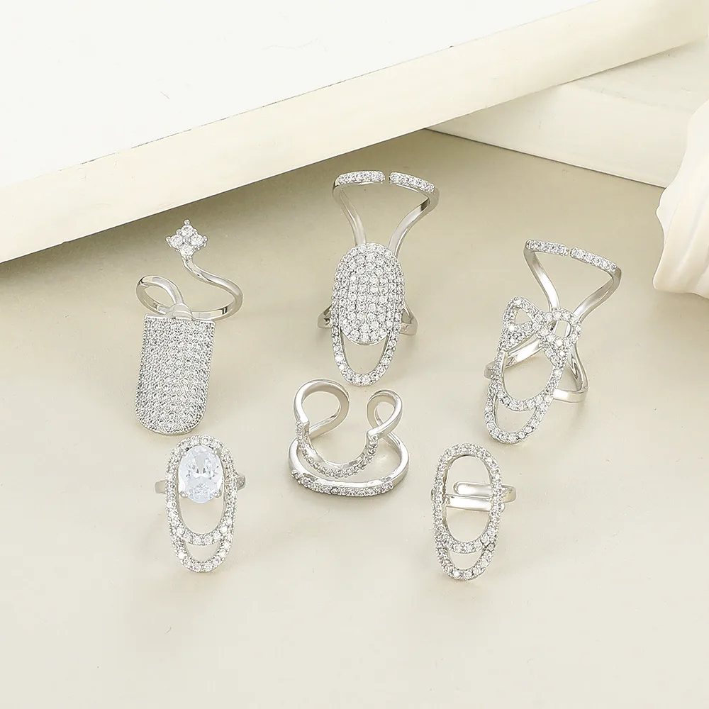 Fashion Geometric Copper Rings Hollow Out Artificial Gemstones Copper Rings display picture 4