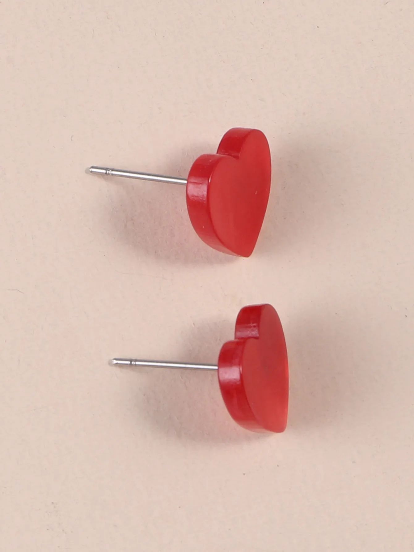 Simple Style Heart Shape Lightning Arylic Heart Arylic Ear Studs 1 Pair display picture 3
