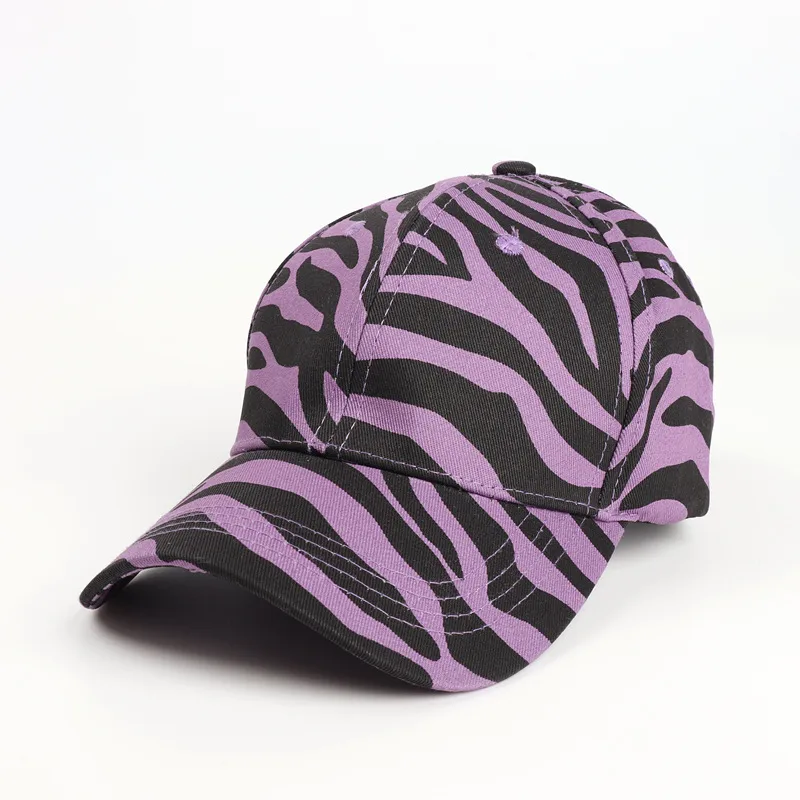 Personalized Cow Striped Baseball Cap Curved Eaves Leopard Print Baseball Cap Men's And Women's Outdoor Sunscreen Hat display picture 14