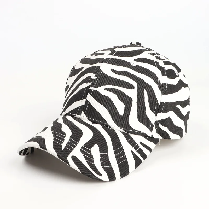 Personalized Cow Striped Baseball Cap Curved Eaves Leopard Print Baseball Cap Men's And Women's Outdoor Sunscreen Hat display picture 15