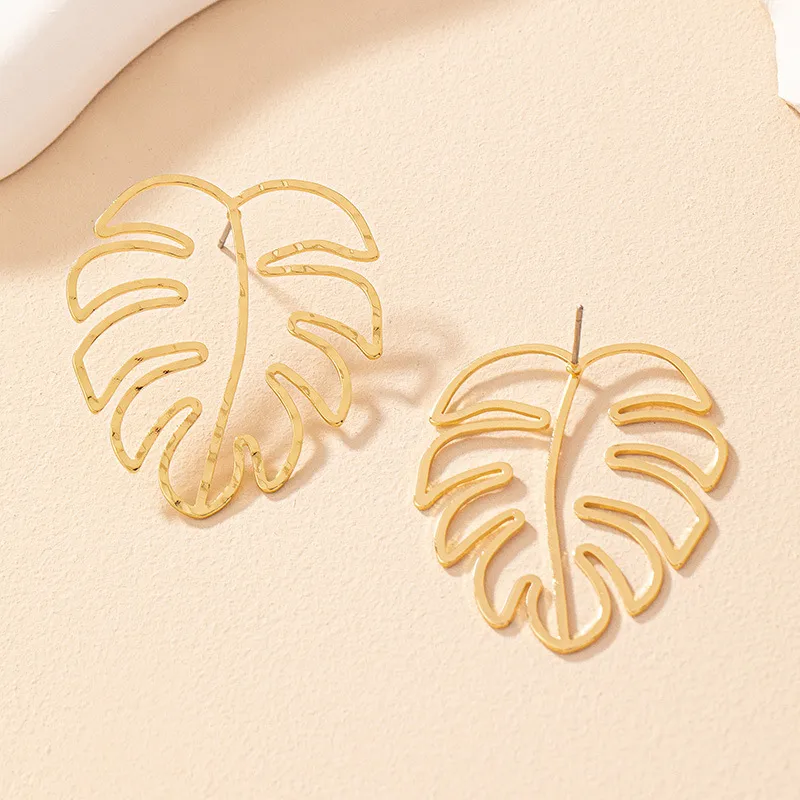 1 Pair Vintage Style Leaf Plating Alloy Ear Studs display picture 5