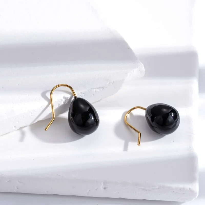 1 Pair Simple Style Round Water Droplets Strawberry Plating 304 Stainless Steel Drop Earrings display picture 3