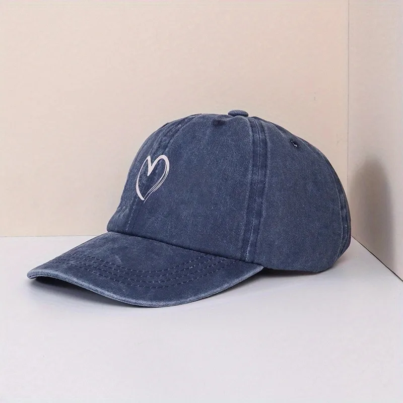 Unisex Basic Retro Simple Style Heart Shape Printing Curved Eaves Baseball Cap display picture 3