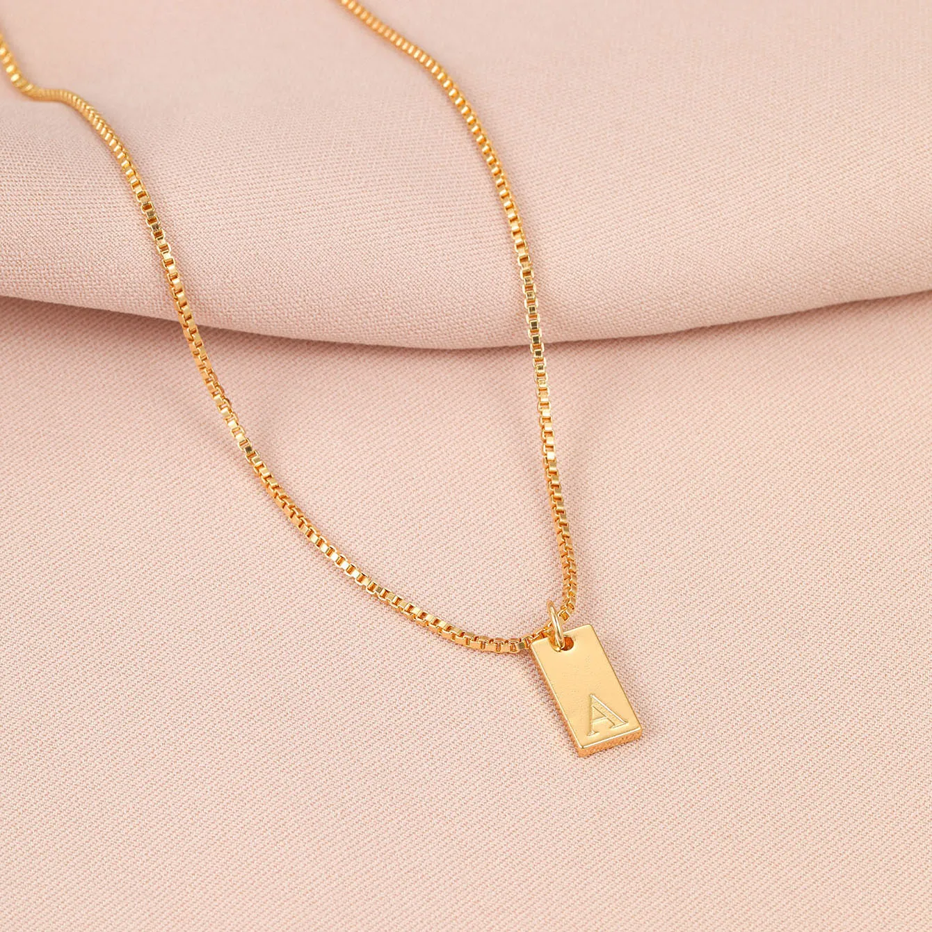 Ig Style Simple Style Letter Alloy Plating Women's Pendant Necklace display picture 7