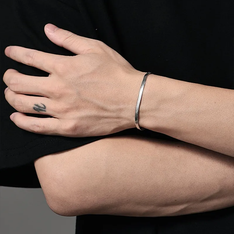 Elegant Luxurious Solid Color Sterling Silver Plating 18k Gold Plated Women's Bracelets display picture 3