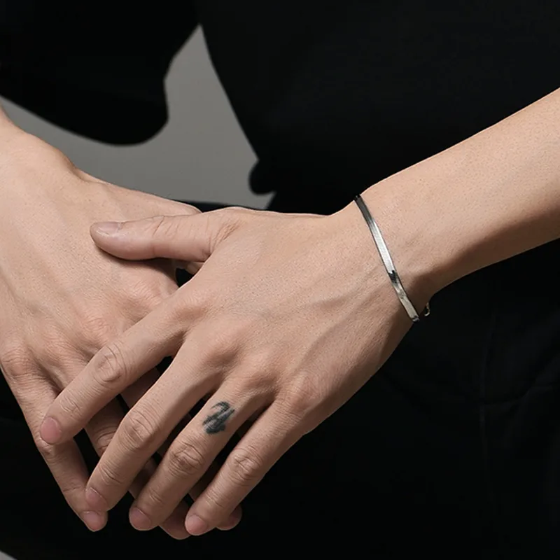 Elegant Luxurious Solid Color Sterling Silver Plating 18k Gold Plated Women's Bracelets display picture 2