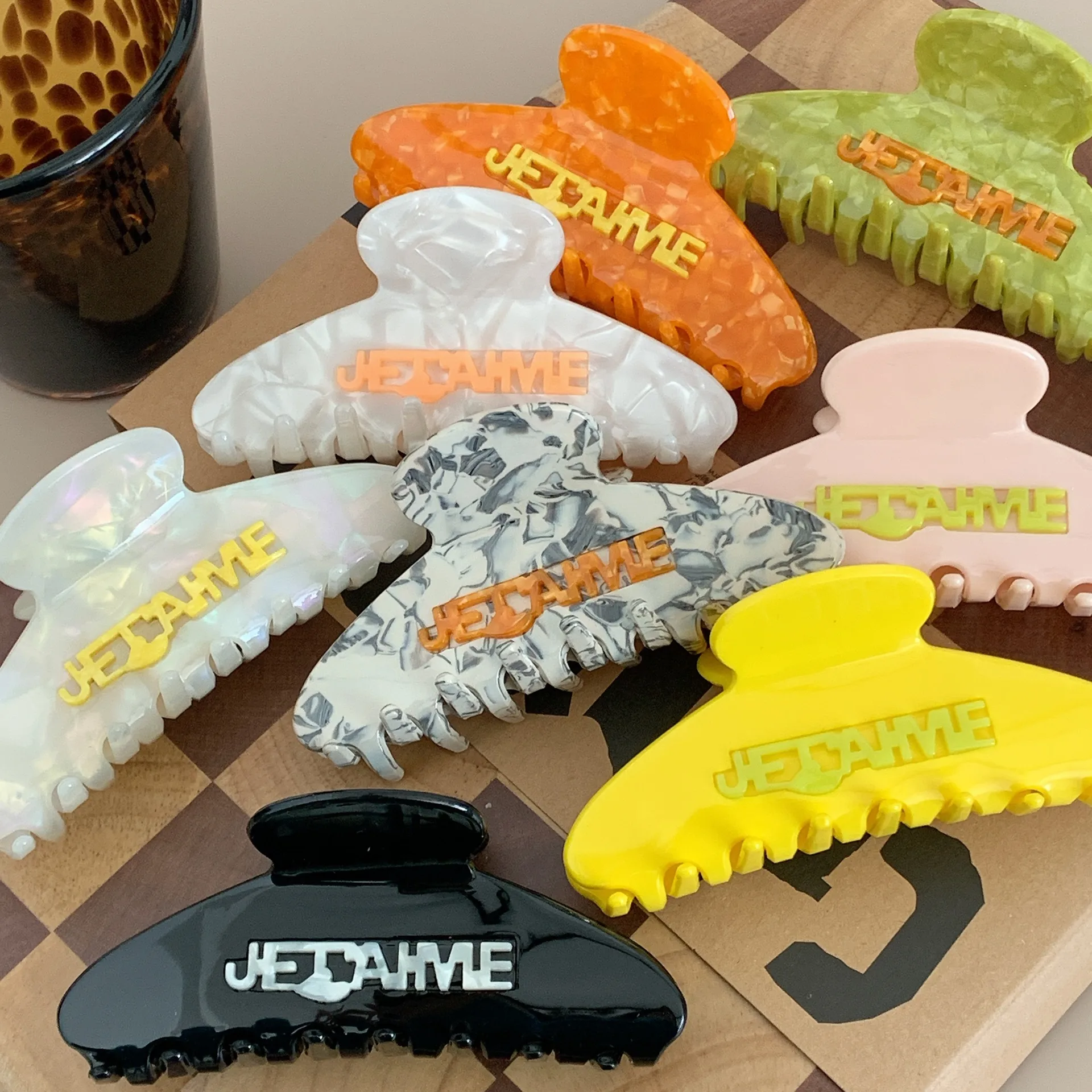Women's Vintage Style Letter Color Block Acetic Acid Sheets Hair Claws display picture 1