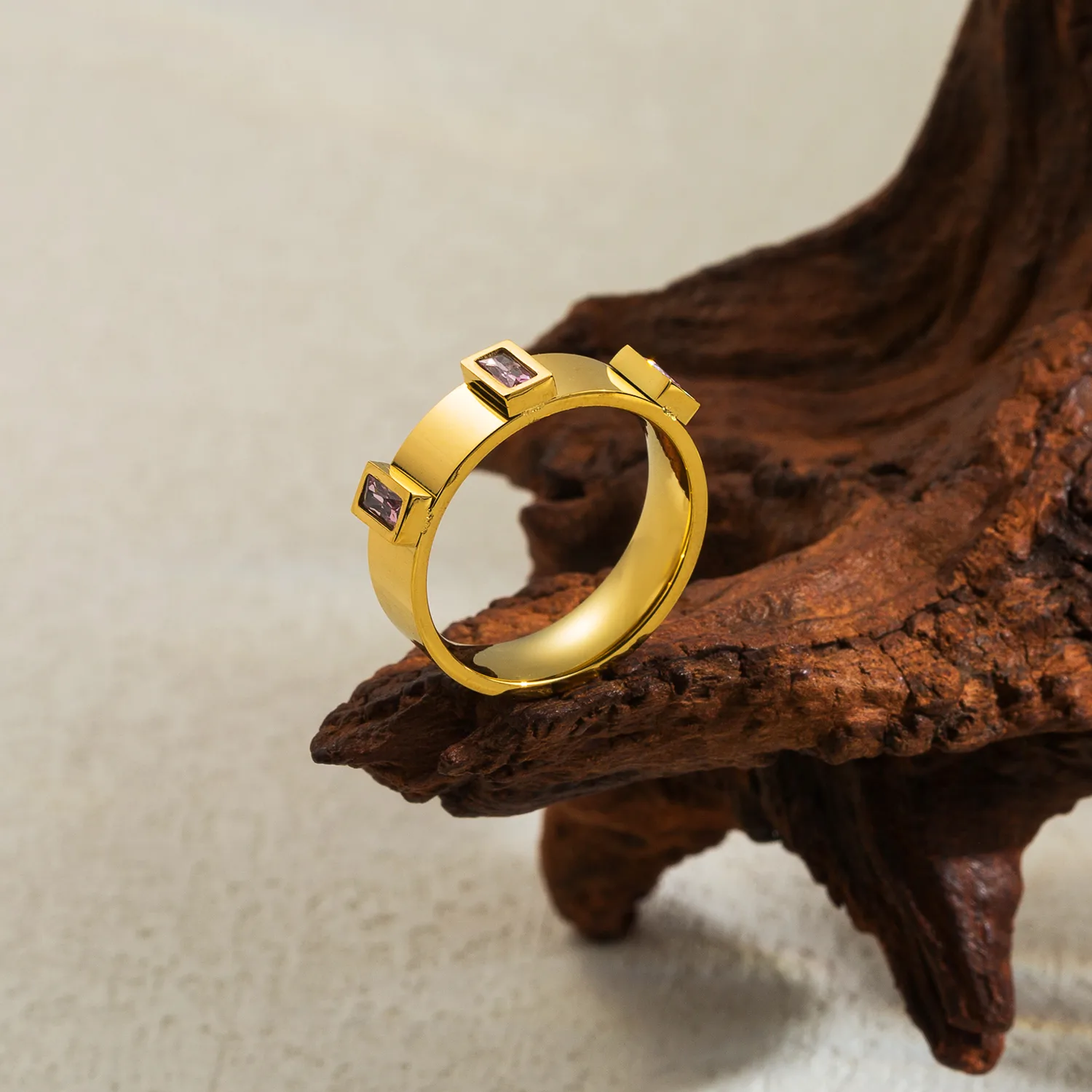 Simple Style Geometric Solid Color Stainless Steel Plating Inlay Zircon 18k Gold Plated Rings display picture 1