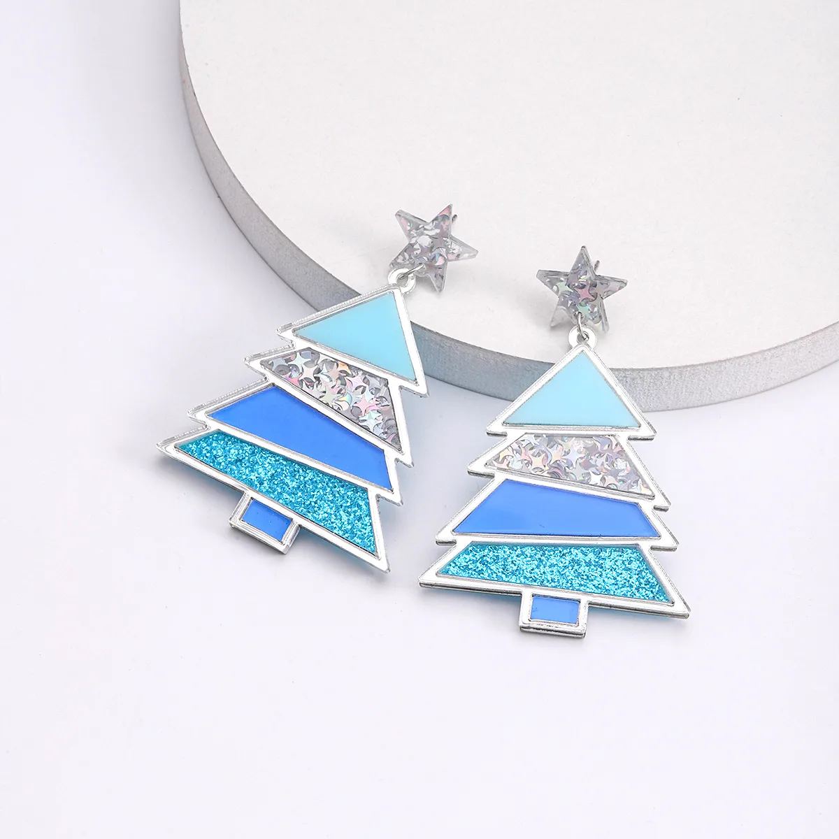 1 Pair Simple Style Classic Style Christmas Tree Polishing Epoxy Plating Arylic Plastic Silver Plated Drop Earrings display picture 6