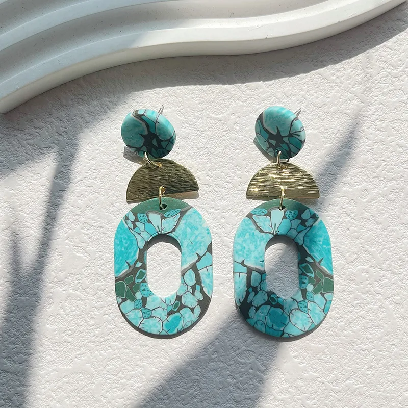 1 Pair Pastoral Classic Style Round Dots Ditsy Floral Plating Alloy Soft Clay 14k Gold Plated Drop Earrings display picture 9