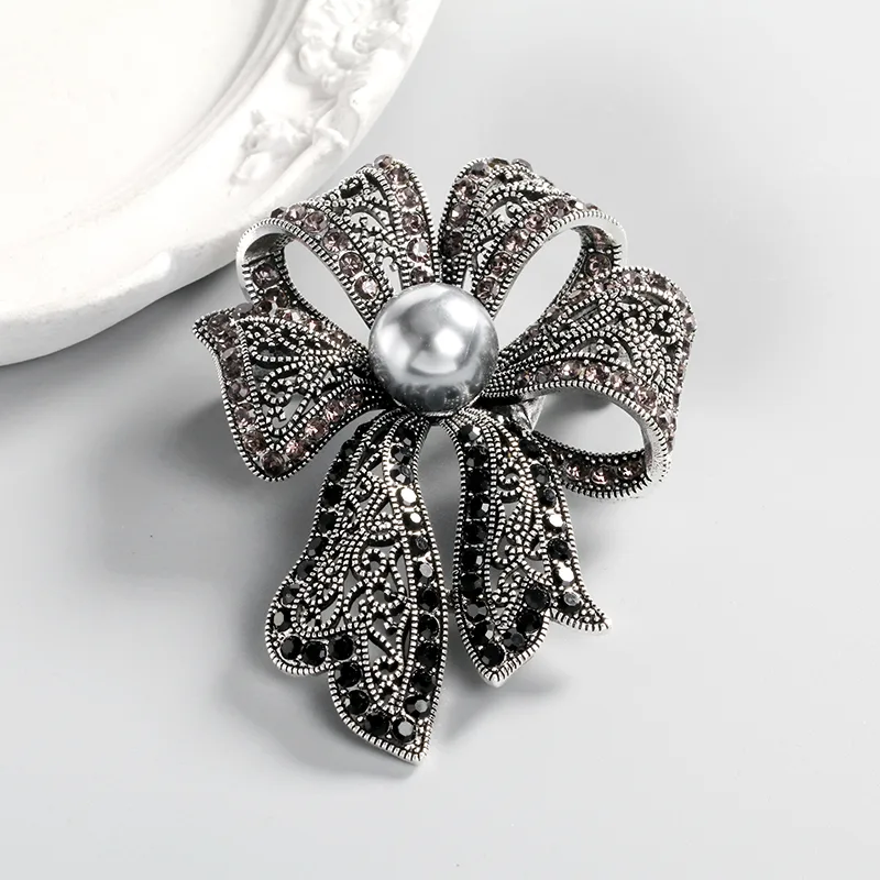 Lady Tree Fruit Heart Shape Alloy Inlay Rhinestones Women's Brooches display picture 21
