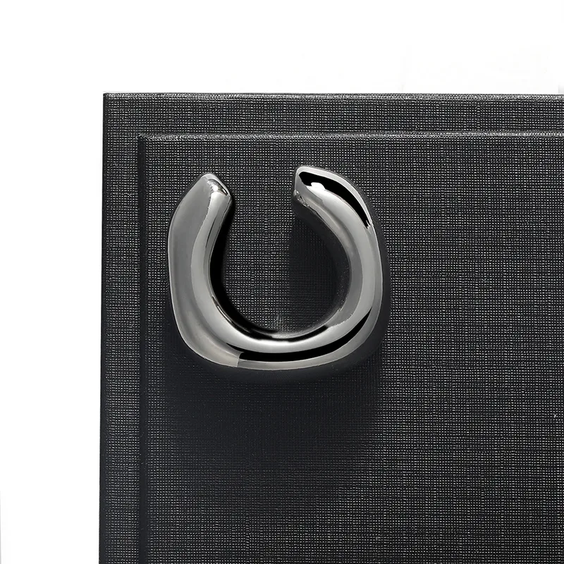 1 Piece Retro Punk Simple Style Solid Color Polishing 304 Stainless Steel Non-Electroplating Ear Cuffs display picture 15