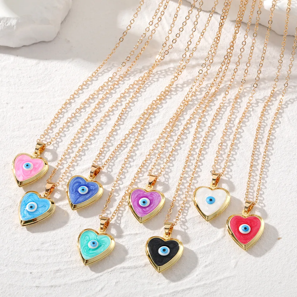 Casual Cute Simple Style Heart Shape Alloy Copper Pendant Necklace display picture 12