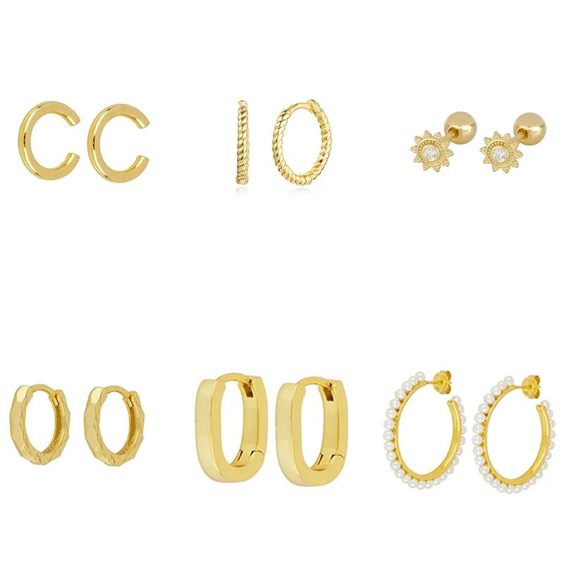 1 Pair Ig Style French Style Modern Style Round Plating Inlay Copper Pearl Zircon 18k Gold Plated Ear Cuffs Earrings Ear Studs display picture 1