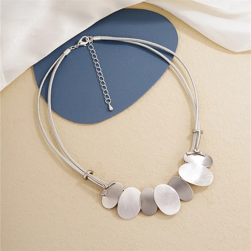 Elegant Exaggerated Geometric 304 Stainless Steel Zinc Alloy Plating K Gold Plated Rhodium Plated Women's Necklace display picture 27