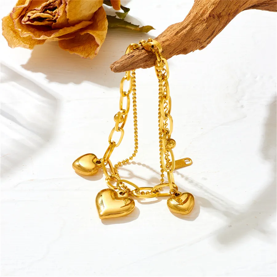 IG Style Heart Shape Titanium Steel 18K Gold Plated Titanium Steel Bracelets In Bulk display picture 3