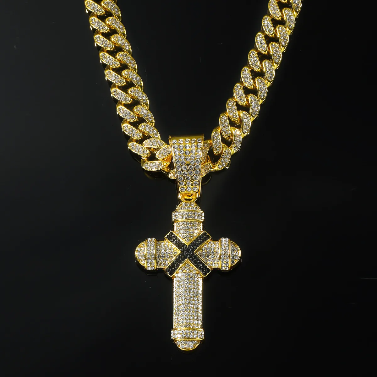 Hip-hop Punk Cross Zinc Alloy Inlay Rhinestones Unisex Pendant Necklace Necklace Pendant display picture 7