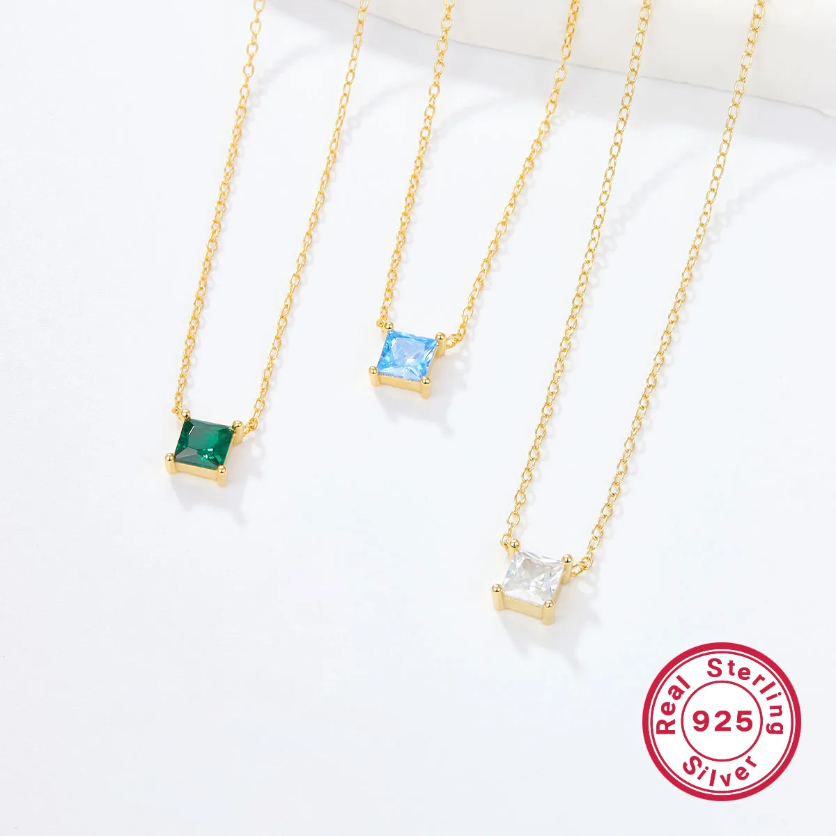 Elegant Luxurious Square Sterling Silver Plating Inlay Zircon 18k Gold Plated Pendant Necklace display picture 5