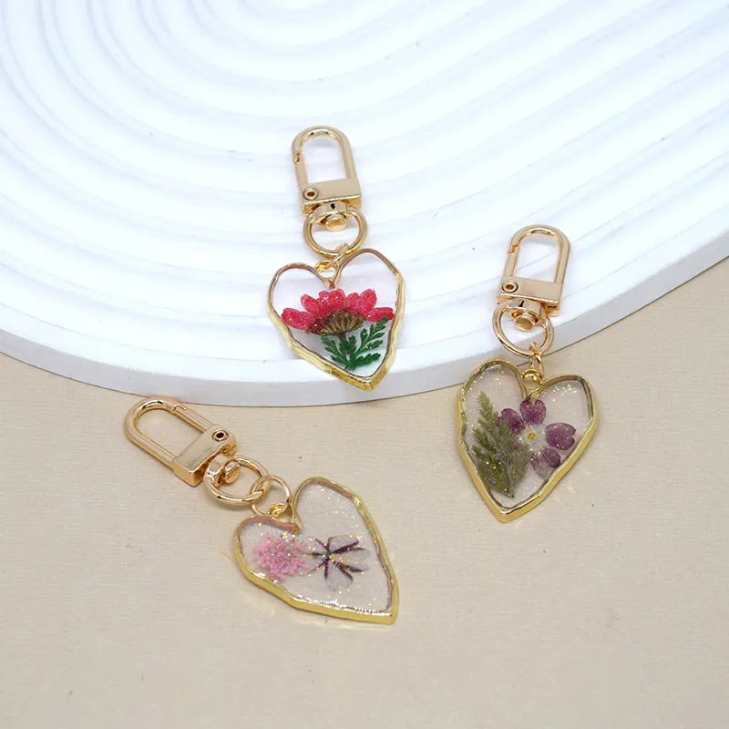 Simple Style Heart Shape Resin Keychain display picture 7