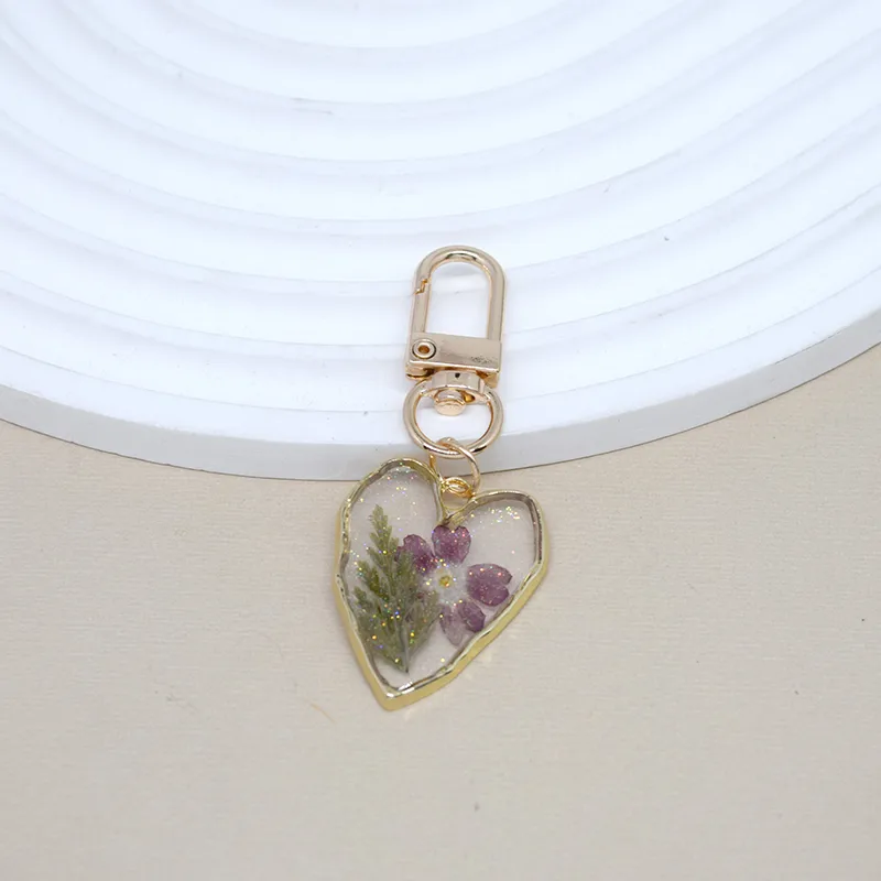 Simple Style Heart Shape Resin Keychain display picture 5