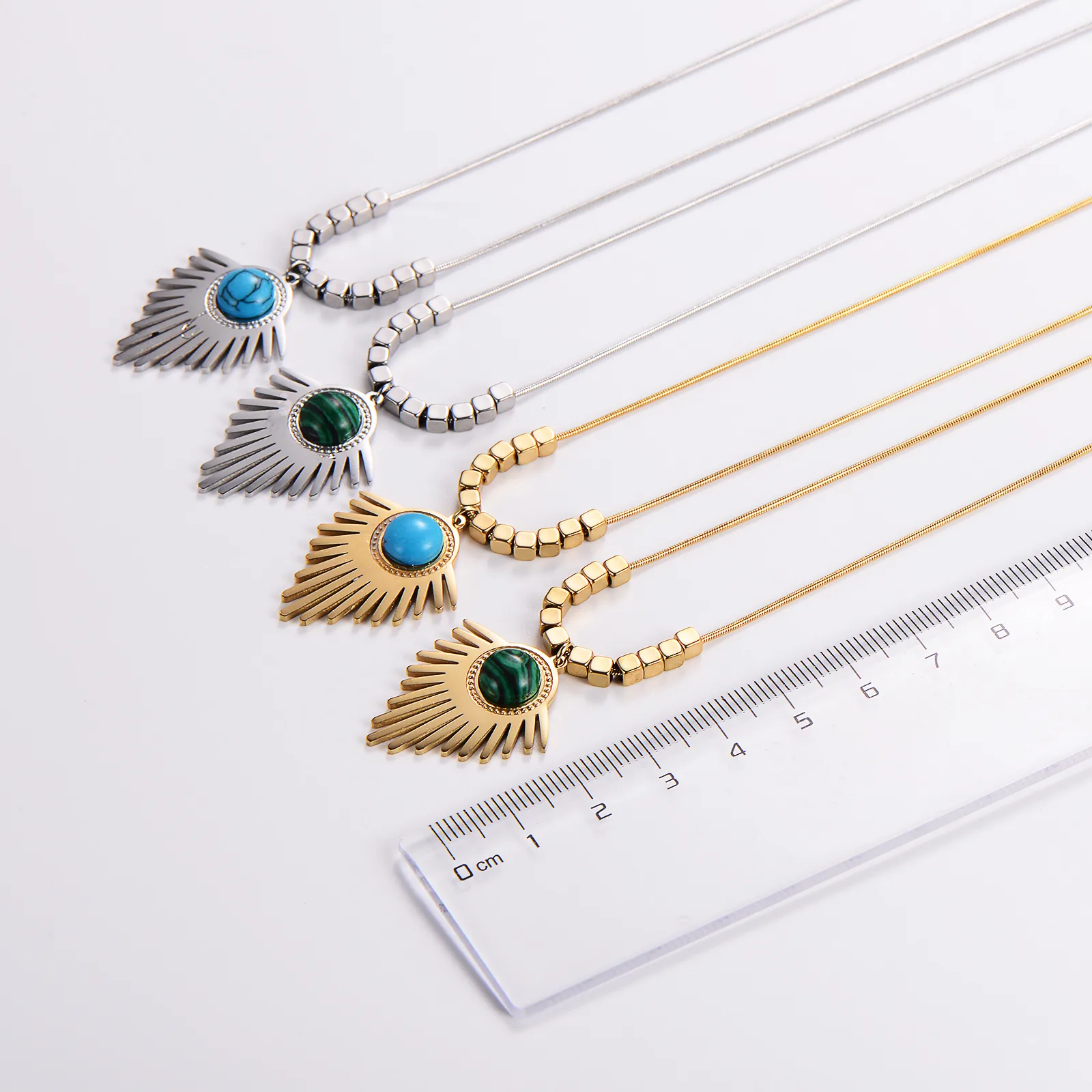 304 Stainless Steel 18K Gold Plated IG Style Retro Beaded Plating Inlay Irregular Turquoise Pendant Necklace display picture 5