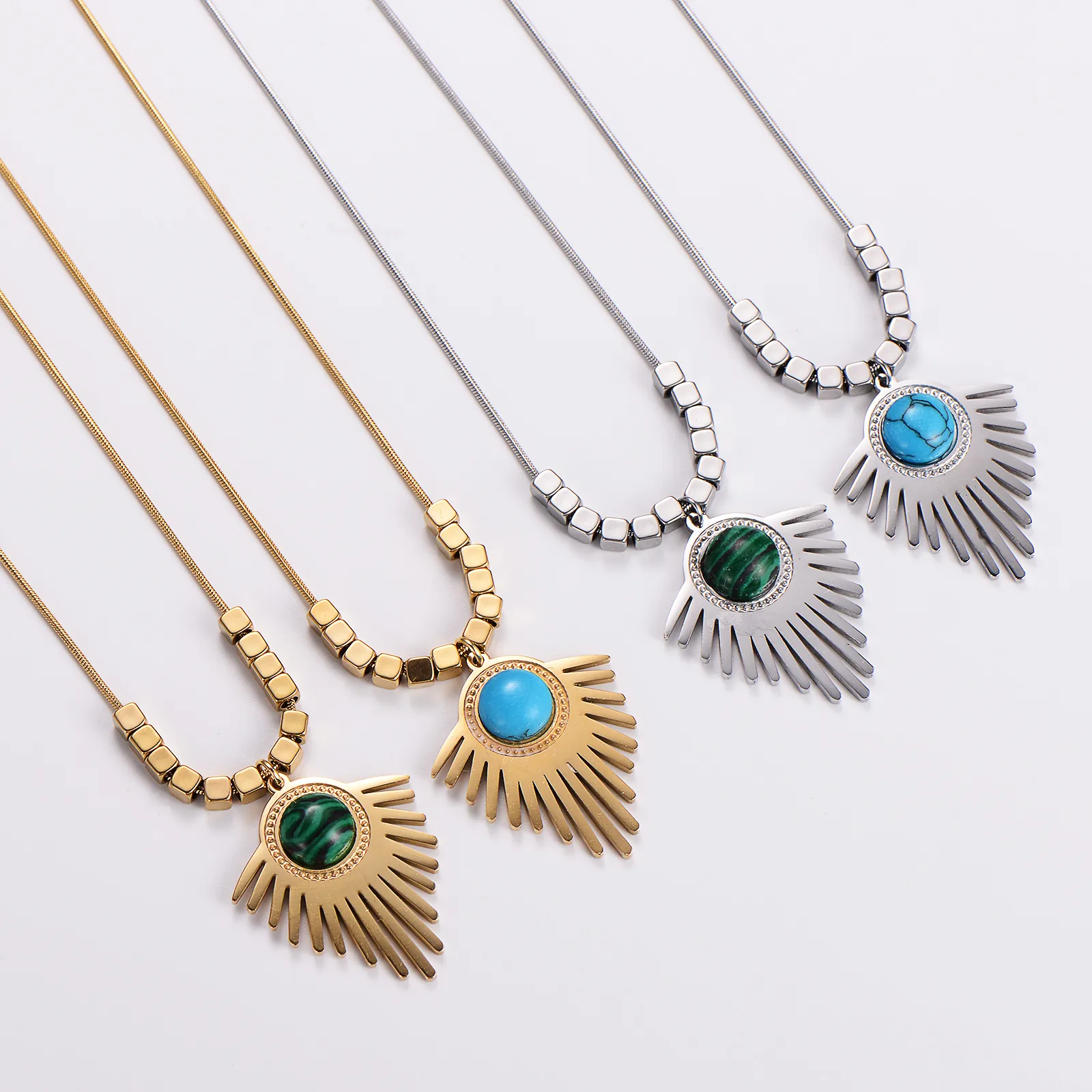 304 Stainless Steel 18K Gold Plated IG Style Retro Beaded Plating Inlay Irregular Turquoise Pendant Necklace display picture 6