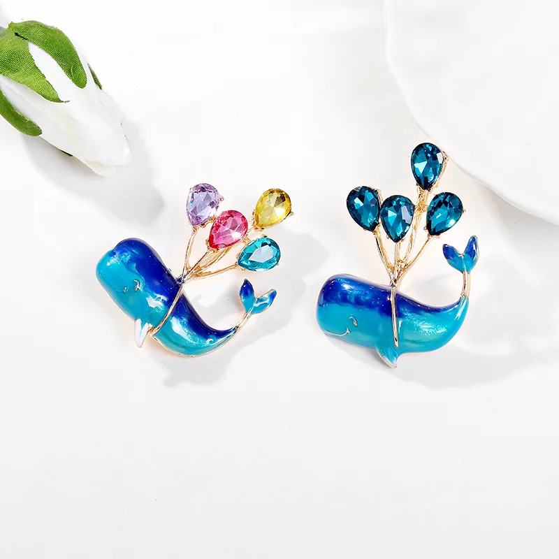 Fashion Dolphin Alloy Inlay Zircon Women's Brooches display picture 1