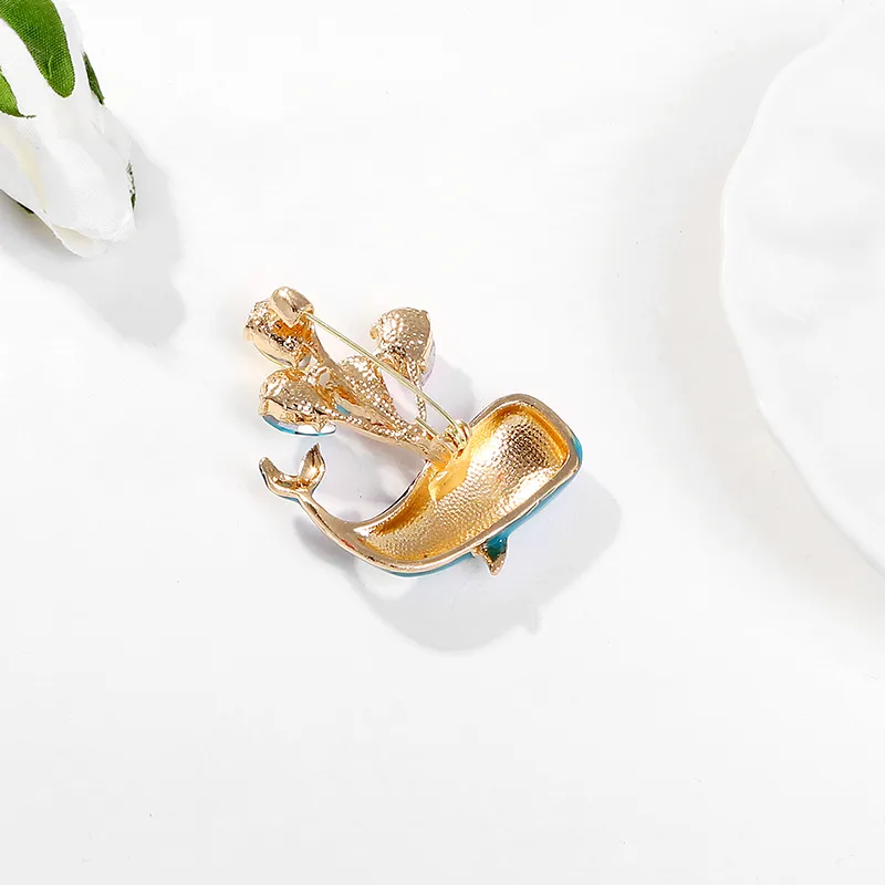 Fashion Dolphin Alloy Inlay Zircon Women's Brooches display picture 8