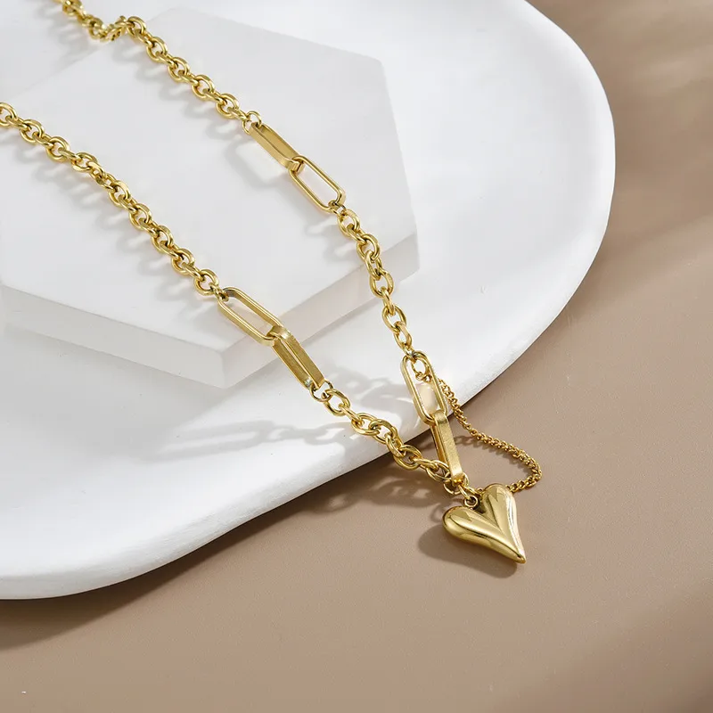 304 Stainless Steel 18K Gold Plated Sweet Simple Style Plating Chain Heart Shape Pendant Necklace display picture 1