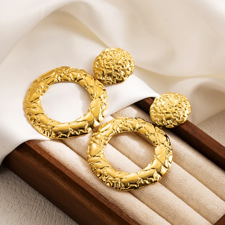 1 Pair Cool Style Round Leaves Flower Pleated Stainless Steel Drop Earrings display picture 4