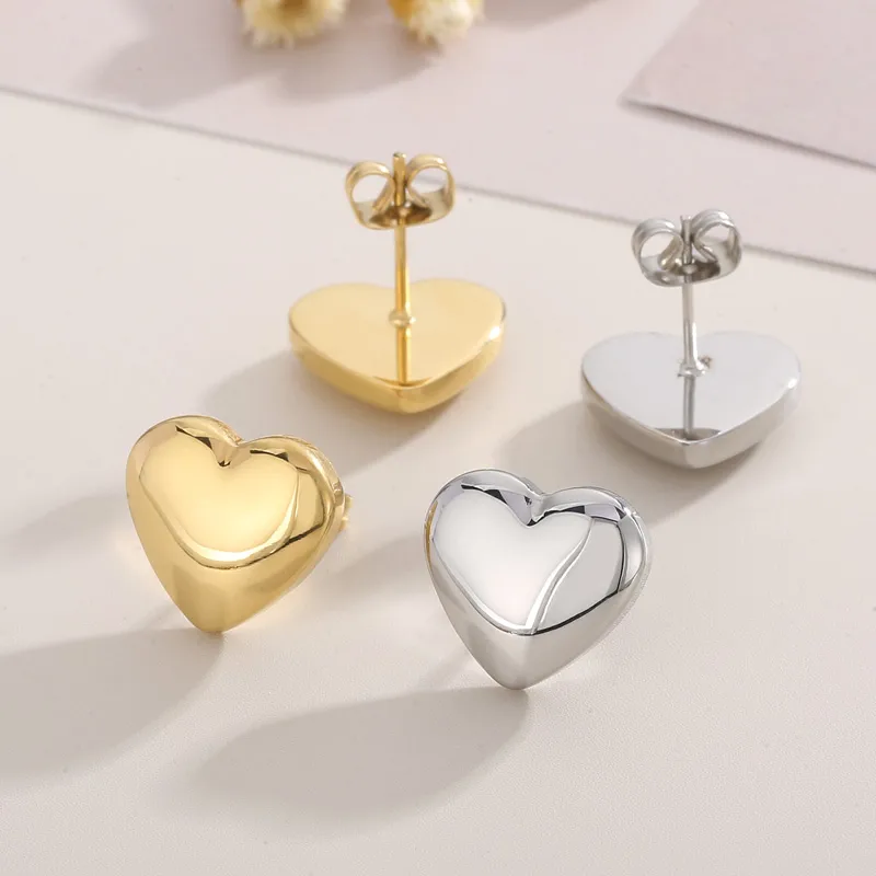 Titanium Steel 18K Gold Plated Modern Style Plating Heart Shape Earrings Necklace display picture 1