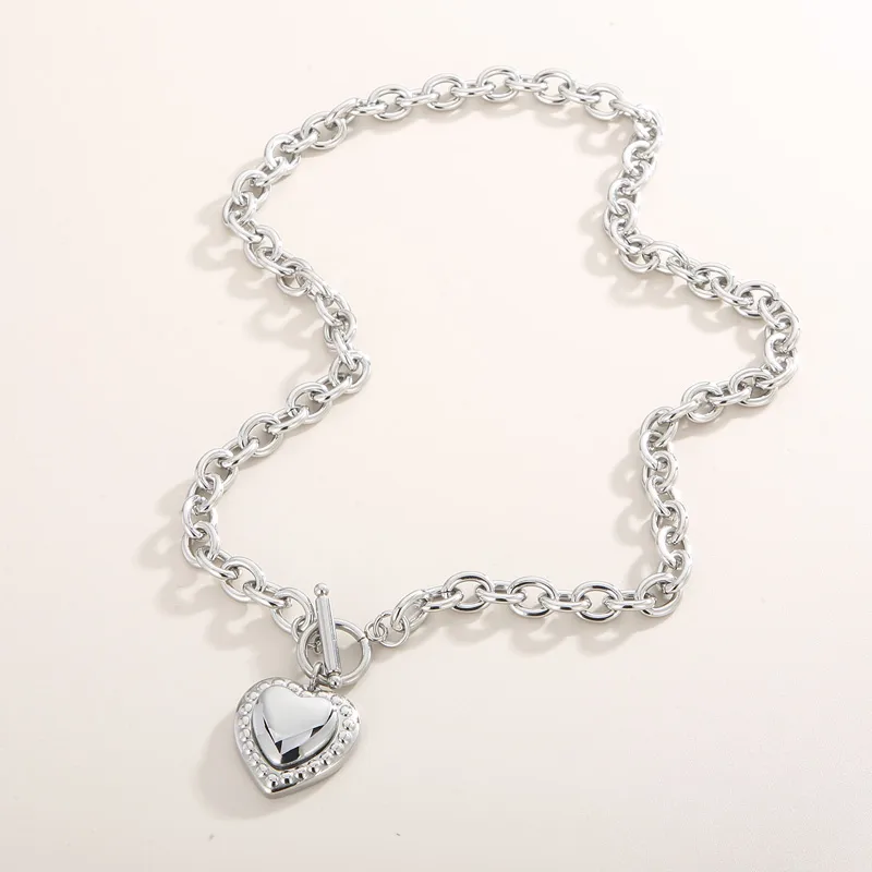 Titanium Steel 18K Gold Plated Modern Style Plating Heart Shape Earrings Necklace display picture 2