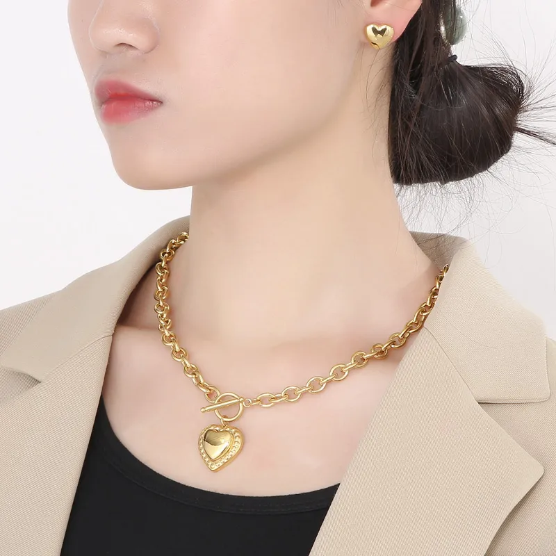 Titanium Steel 18K Gold Plated Modern Style Plating Heart Shape Earrings Necklace display picture 6
