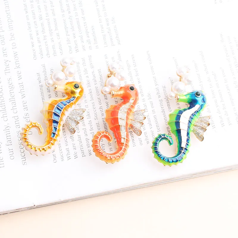 Exaggerated Funny Hippocampus Alloy Inlay Artificial Pearls Rhinestones Unisex Brooches display picture 3