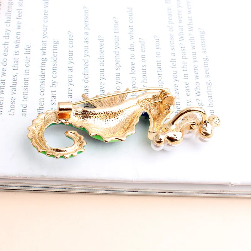 Exaggerated Funny Hippocampus Alloy Inlay Artificial Pearls Rhinestones Unisex Brooches display picture 5