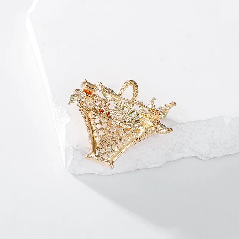 Lady Vacation Sweet Flower Basket Alloy Inlay Rhinestones Women's Brooches display picture 4