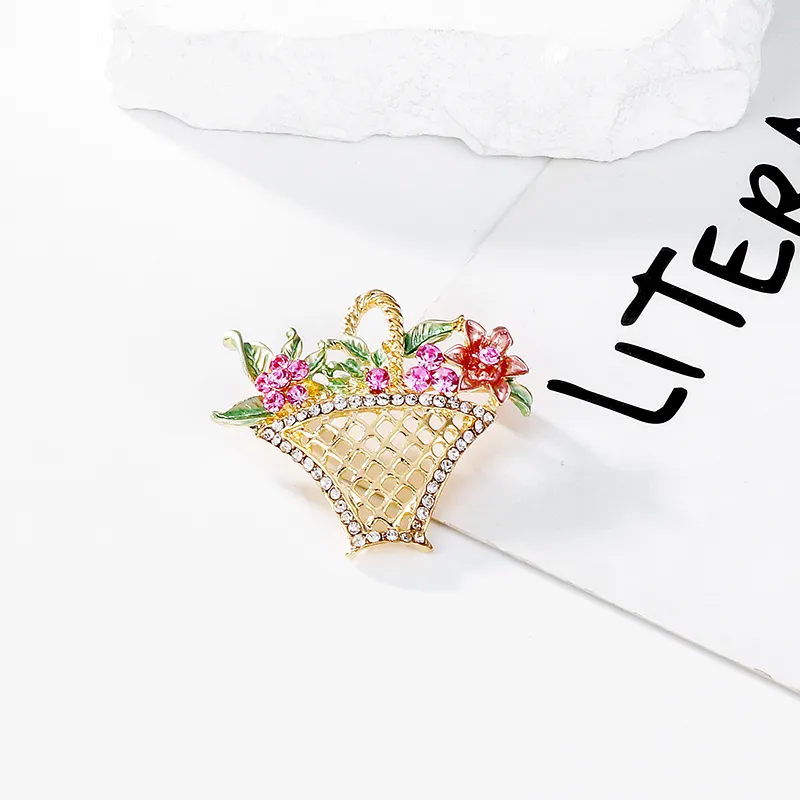 Lady Vacation Sweet Flower Basket Alloy Inlay Rhinestones Women's Brooches display picture 6