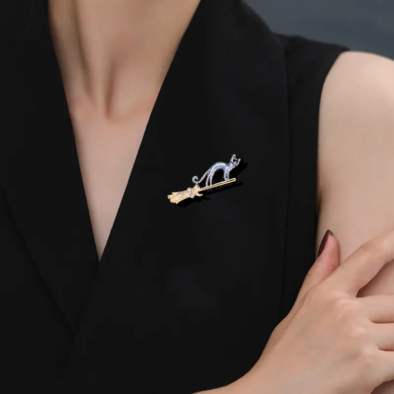 Elegant Cute Lady Cat Alloy Inlay Rhinestones Women's Brooches display picture 8