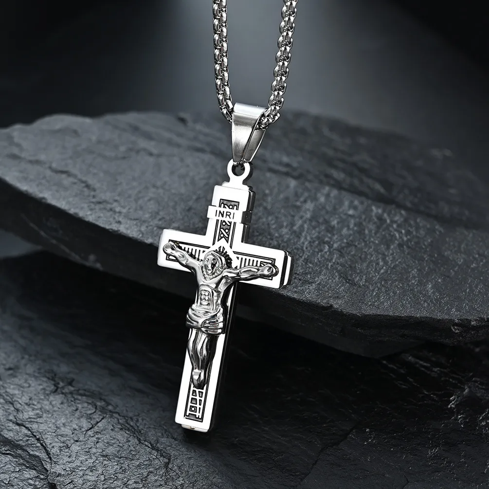 Punk Streetwear Cross Stainless Steel Alloy Gold Plated Silver Plated Men's Pendant Necklace display picture 2