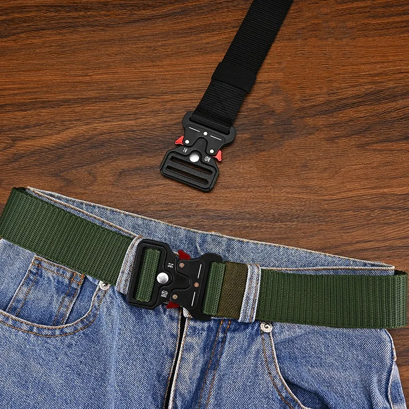 Basic Classic Style Solid Color Alloy Plastic Canvas Unisex Woven Belts display picture 12