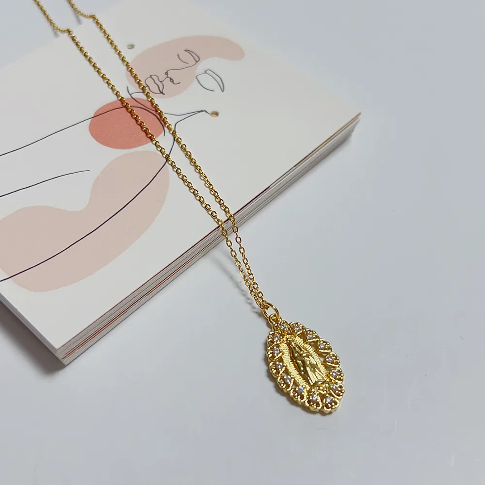 304 Stainless Steel Copper 18K Gold Plated Classic Style Plating Inlay Portrait Zircon Pendant Necklace display picture 5