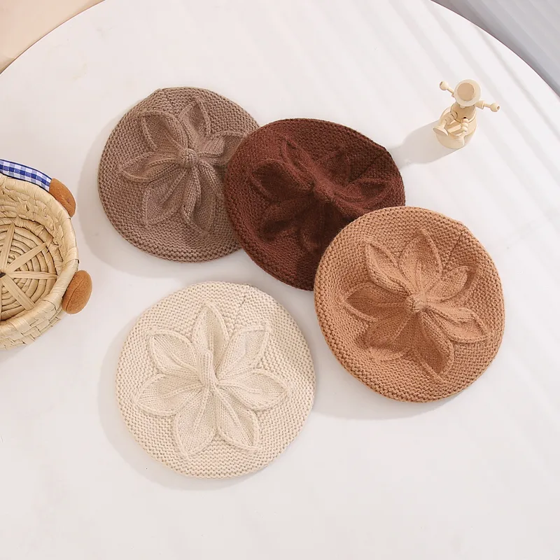 Girl's Ig Style Casual Solid Color Flower Beret Hat display picture 1