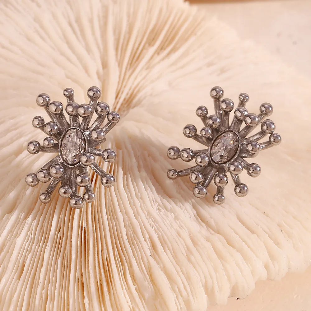 1 Pair Simple Style Flower Plating Inlay 304 Stainless Steel Zircon 18K Gold Plated Ear Studs display picture 13