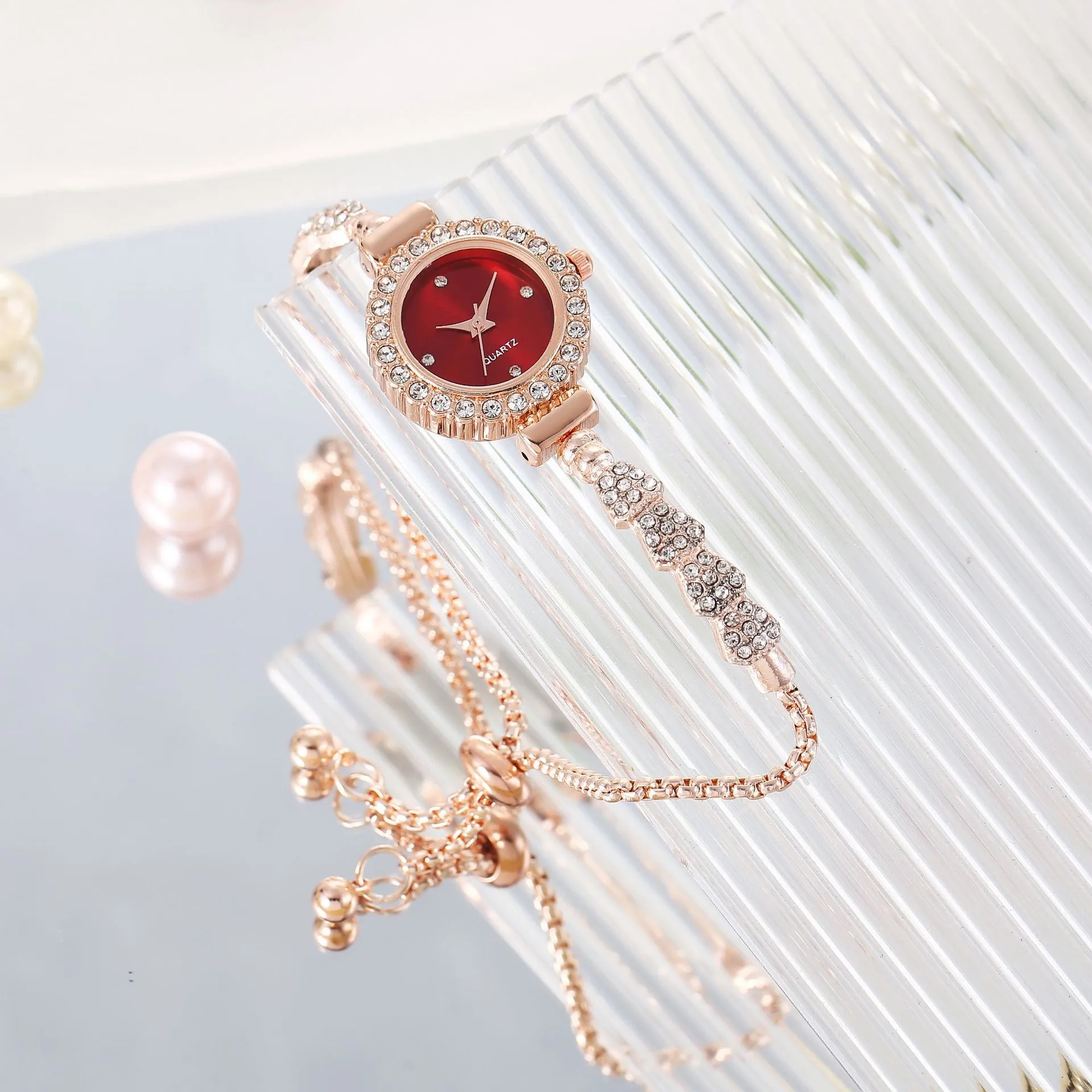 Classic Style Solid Color Telescopic Rope Quartz Women's Watches display picture 8